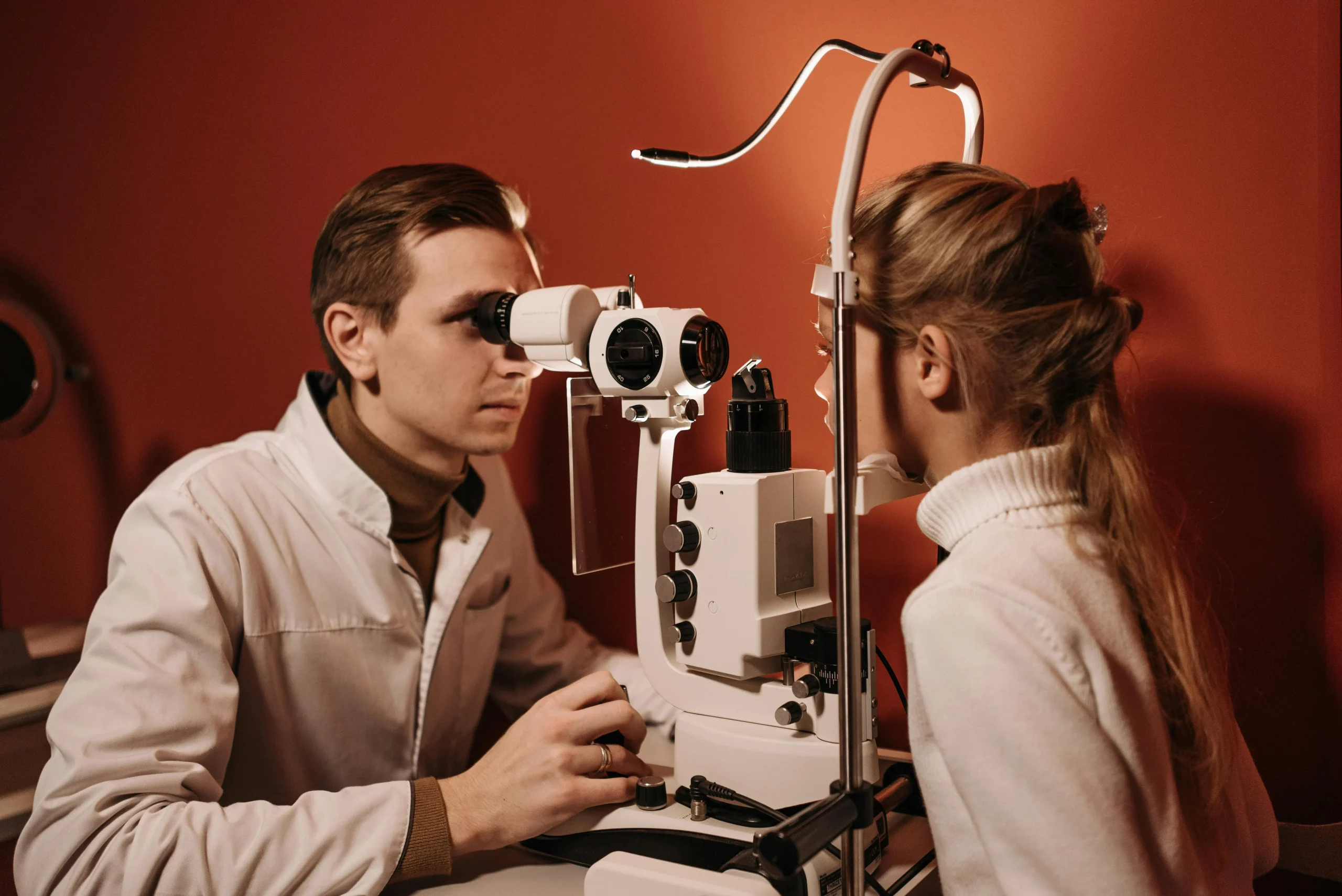 Prevención y cuidado de enfermedades oculares comunes